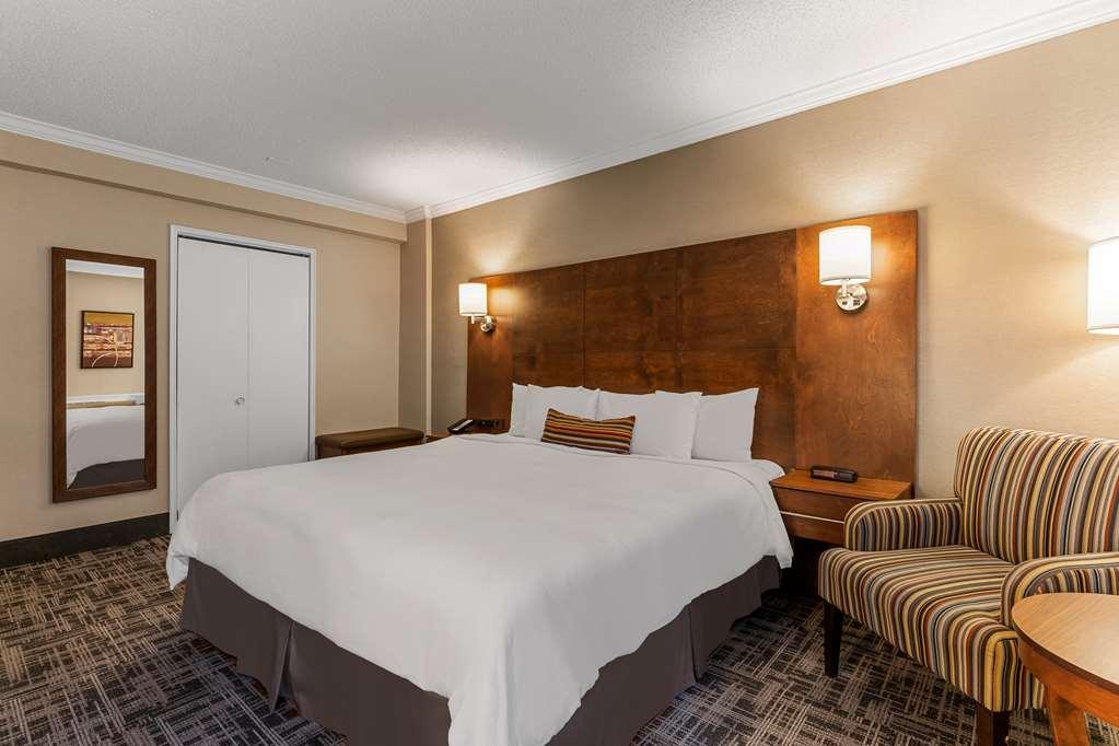 Best Western Ville-Marie Hotel & Suites Montreal Room photo